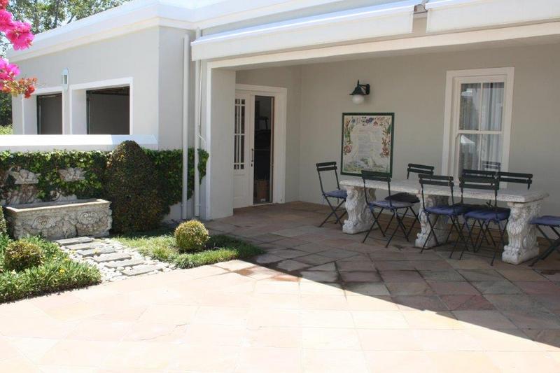 4 Bedroom Property for Sale in Steenberg Estate Western Cape